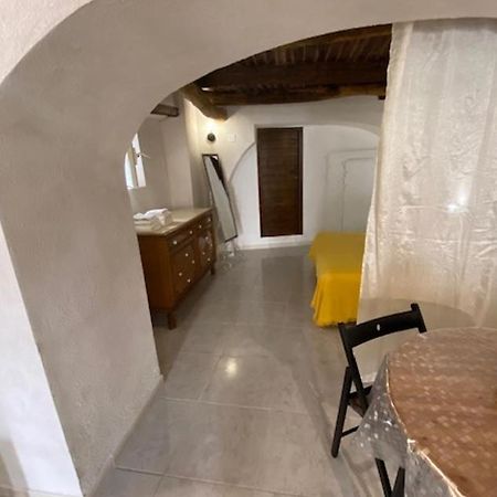 Suite Al Borgo Montesarchio Bagian luar foto