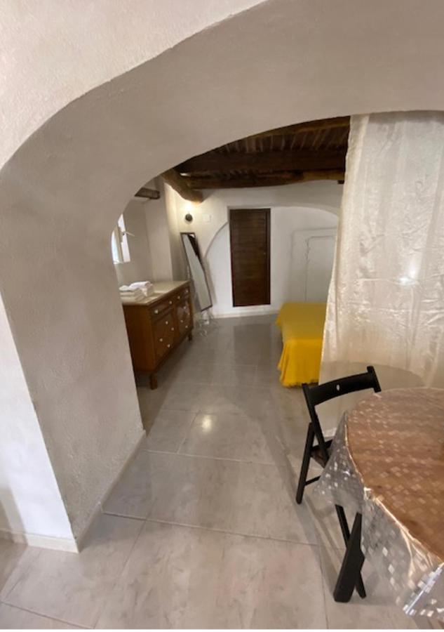 Suite Al Borgo Montesarchio Bagian luar foto